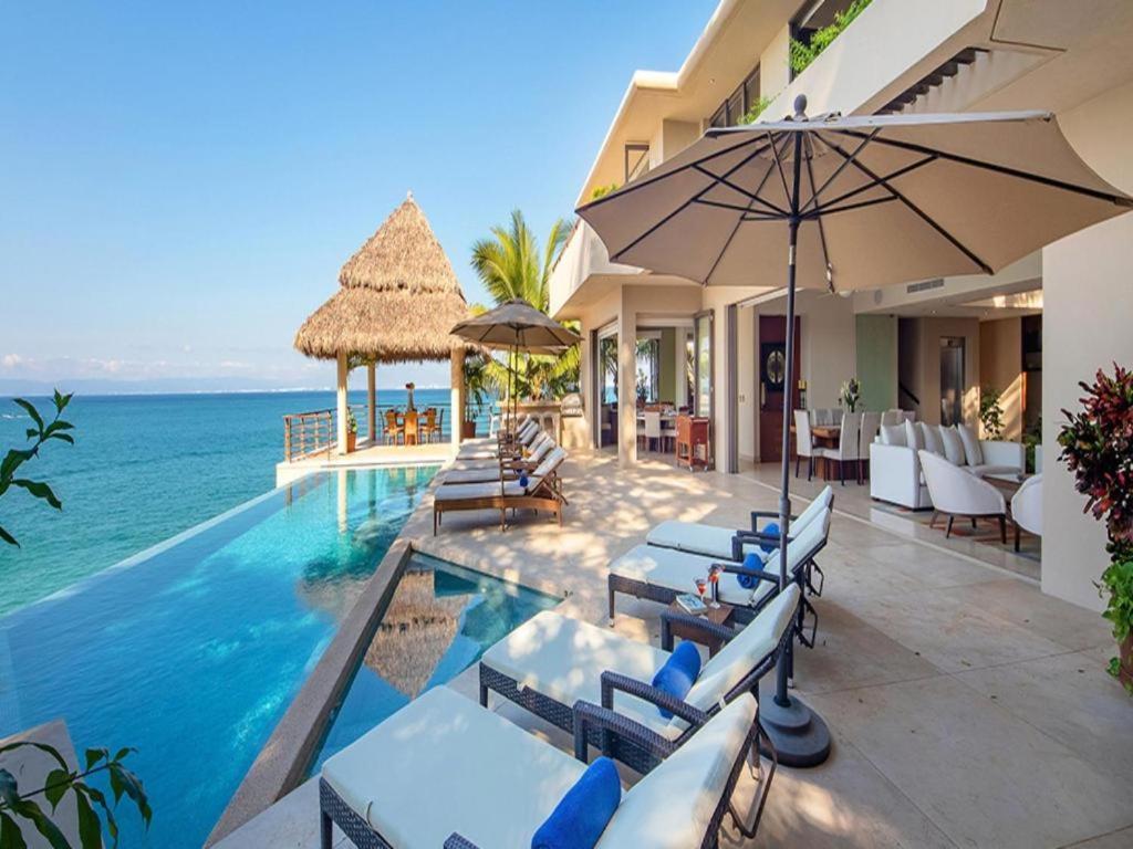 Modern Understated Luxury Kismet * Puerto Vallarta